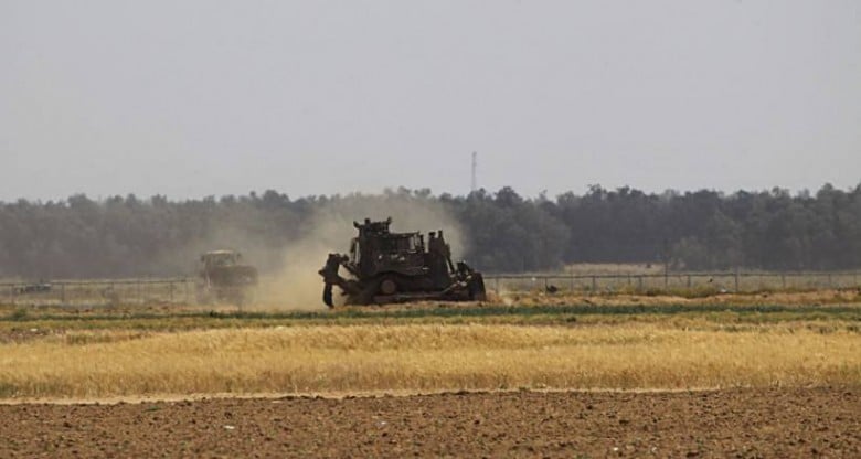L'occupation envahit des terres à l'est de Khan Younis