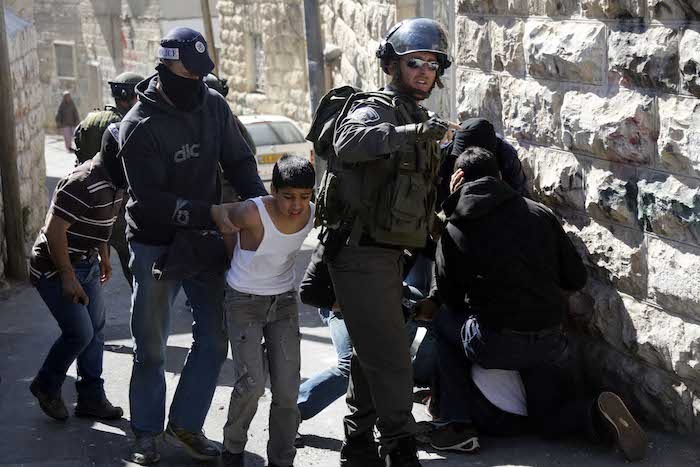 Cisjordanie : les forces de l’occupation arrêtent 9 enfants  