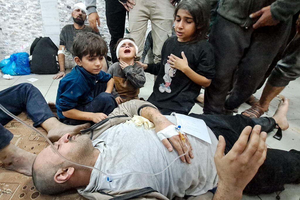 Martyrs et blessés lors des raids israéliens au sud, au centre et au nord de la bande de Gaza