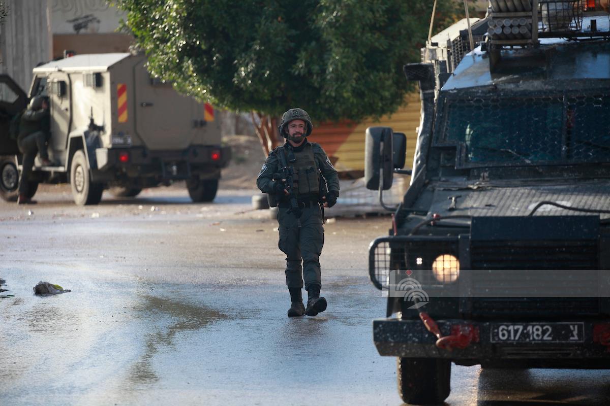 Incursions israéliennes dans deux villages à Ramallah et affrontements à Bethléem