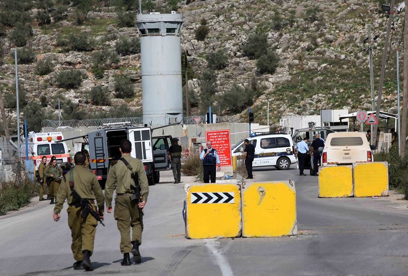 Jénine : l’occupation poursuit de fermer les barrages militaires de Bart’a et Dotan