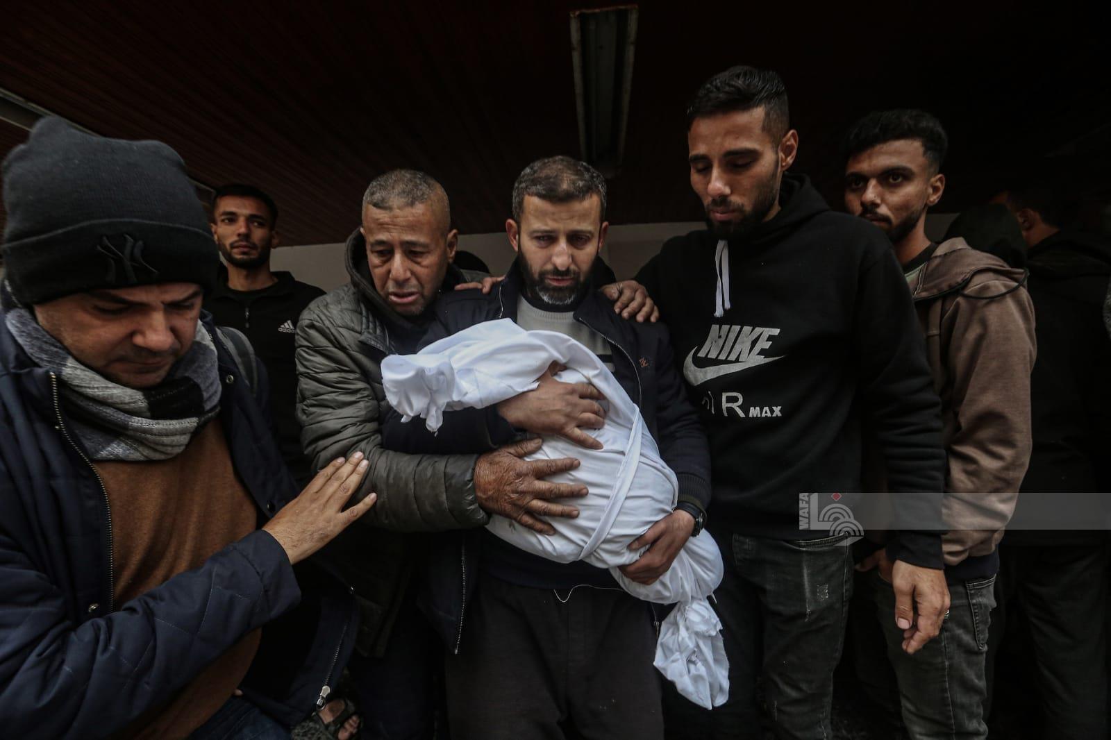 Un martyr et un blessé dans un bombardement israélien contre une maison à Rafah