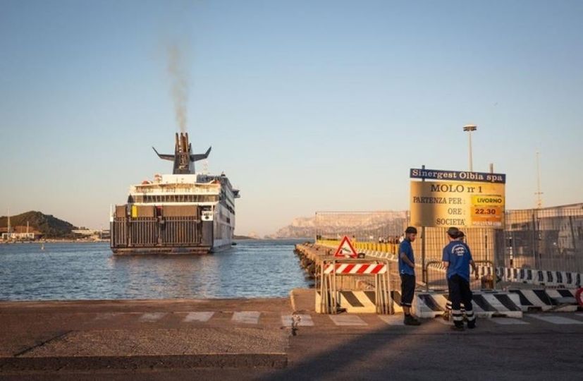 Des dockers italiens refusent de charger des armes à bord d'un navire à destination d'Israël