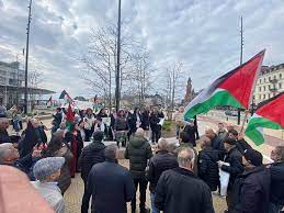 Les habitants de Shufa manifestent contre la fermeture du village par l'occupation