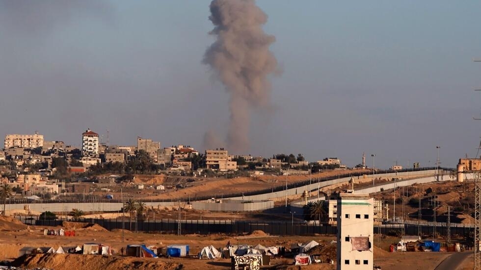Deux Palestiniens tués suite aux bombardements israéliens à proximité du poste frontière de Rafah