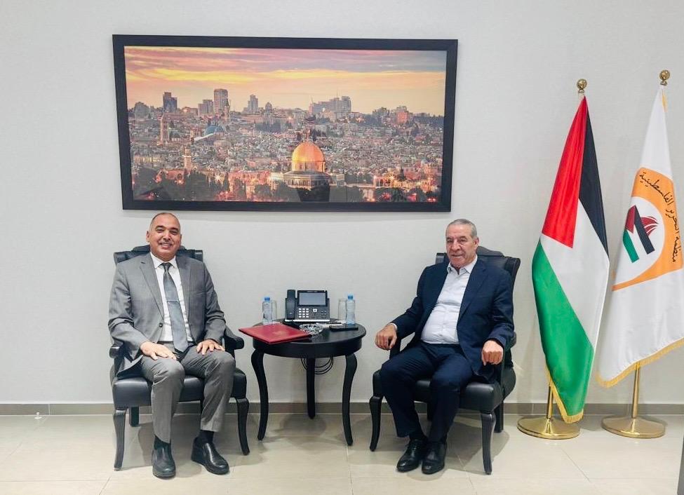 Al- Sheikh reçoit l'ambassadeur du Royaume du Maroc en Palestine.