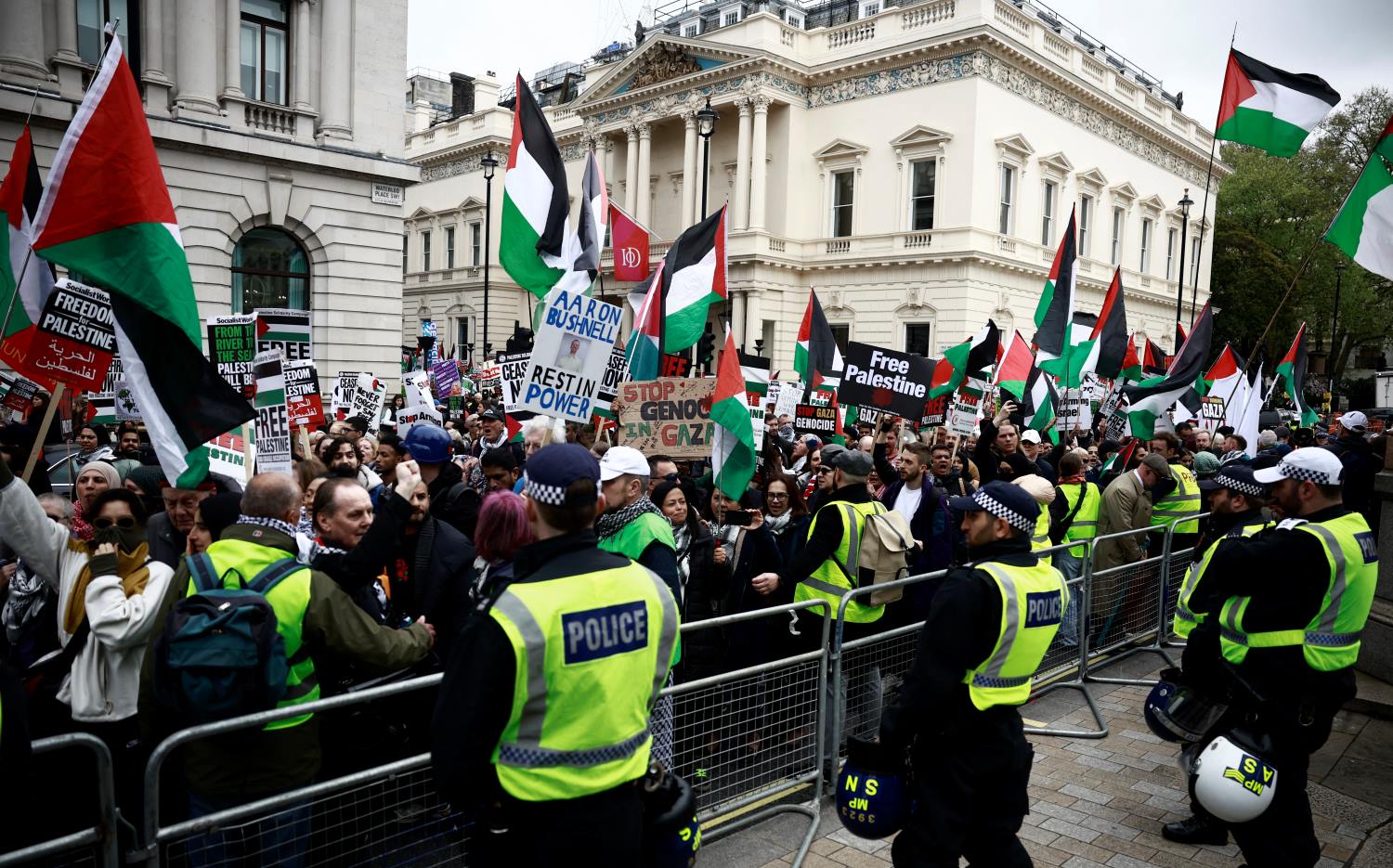 Des manifestations dans des villes et des capitales du monde entier dénoncent l'agression continue contre Gaza