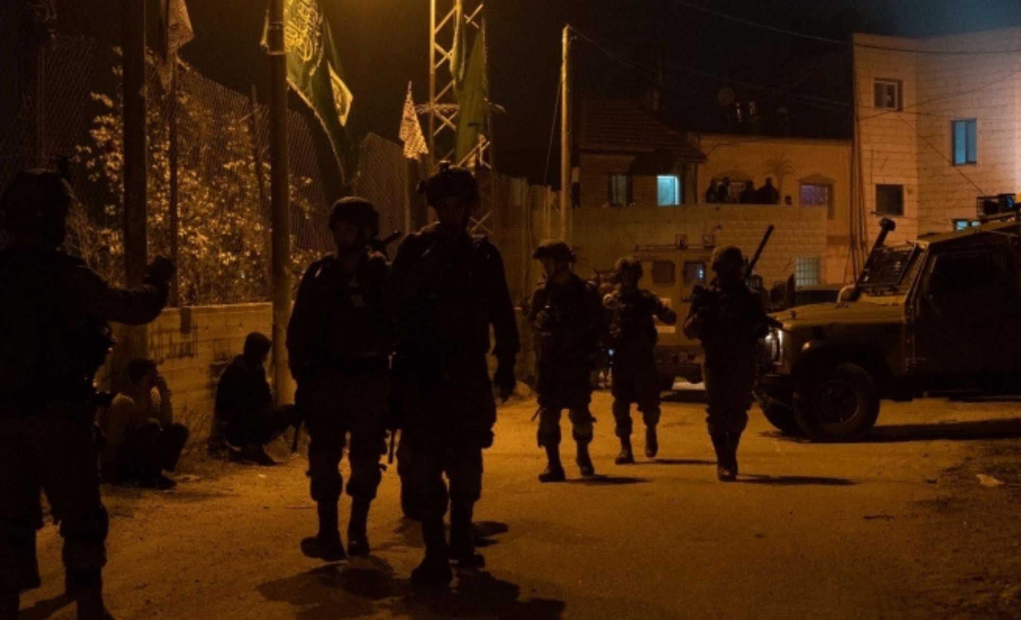 L’armée israélienne arrête 8 Palestiniens dont 4 ex-prisonniers en Cisjordanie occupée