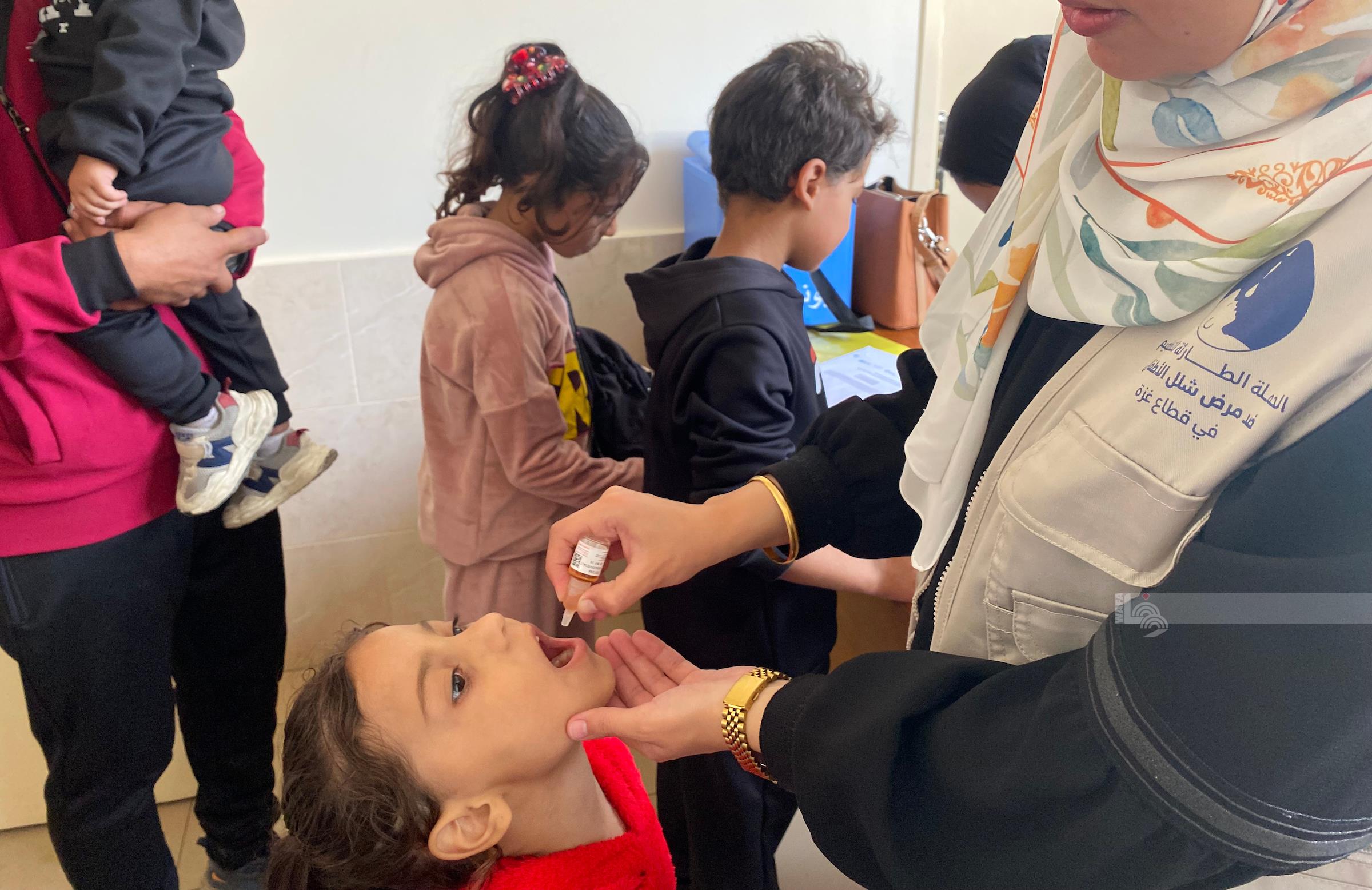 Le ministère de Santé : La campagne d'urgence de vaccination contre la polio à Gaza est prolongée d'une journée supplémentaire 