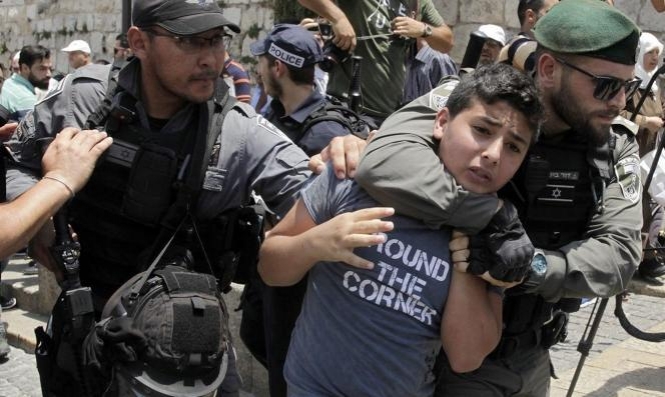 Les forces d’occupation capturent, agressent et blessent des citoyens en Cisjordanie