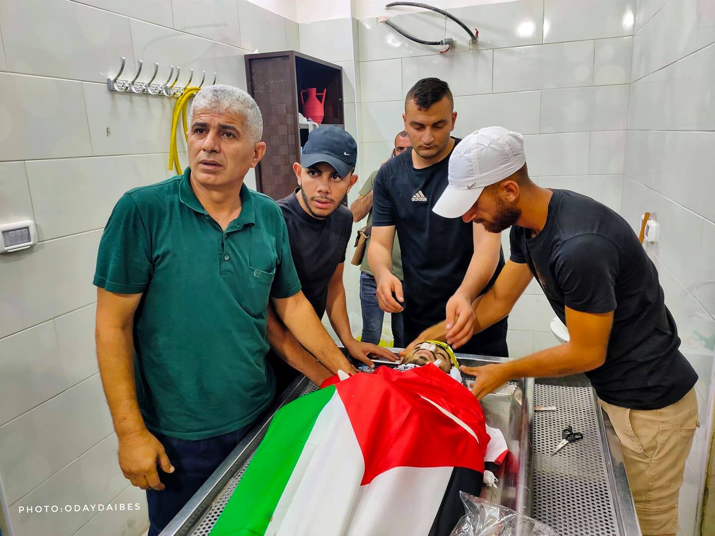 Les forces d’occupation tuent quatre Palestiniens et blessent gravement un autre à Jénine