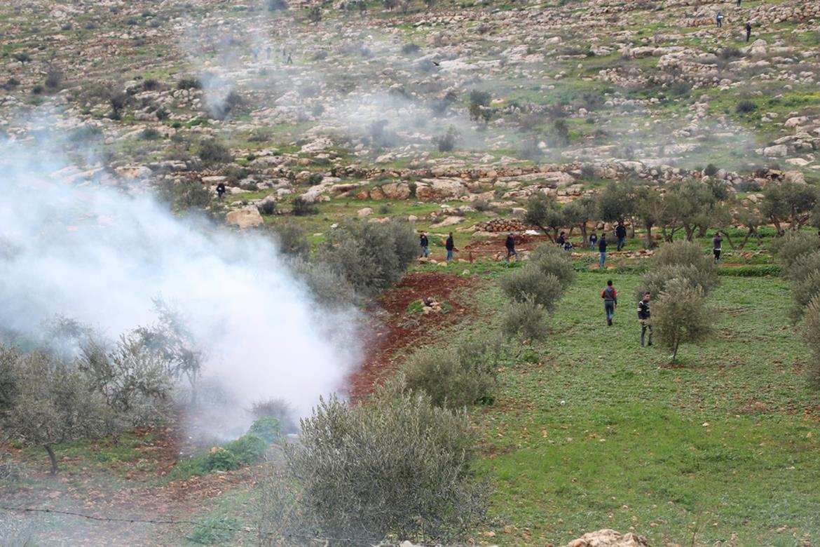 Deux Palestiniens blessés alors que les forces israéliennes répriment une manifestation à Naplouse