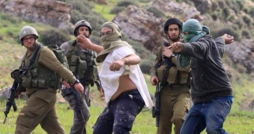 Des colons blessent un enfant palestinien et ferme des routes en Cisjordanie 