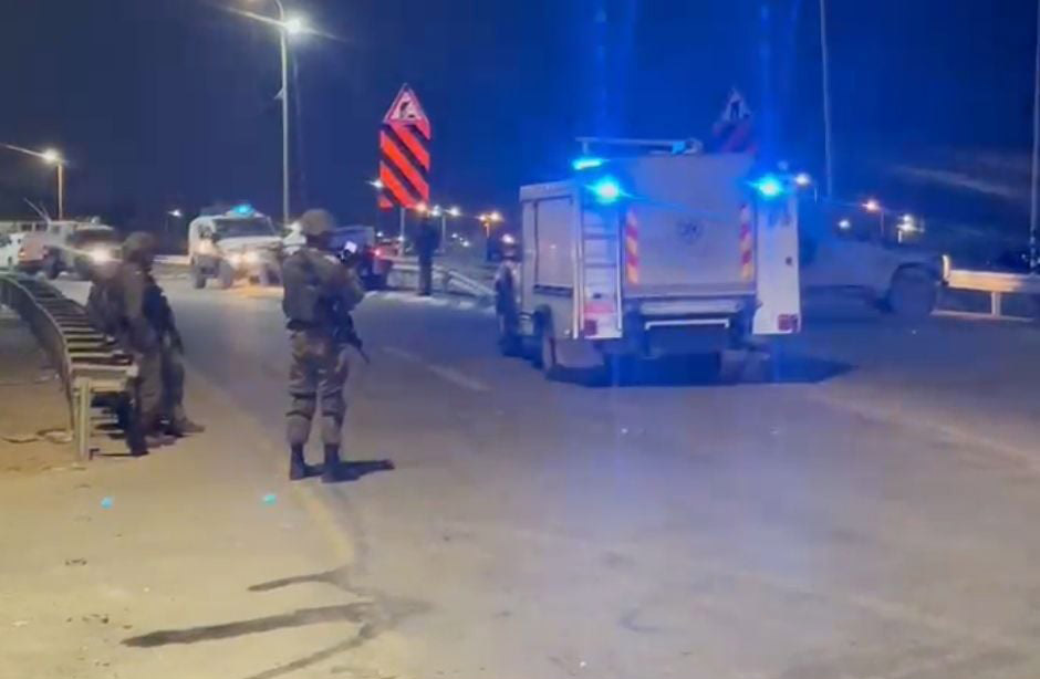 Les forces d’occupation israéliennes ouvrent le feu sur une voiture Palestinienne près d’Hébron