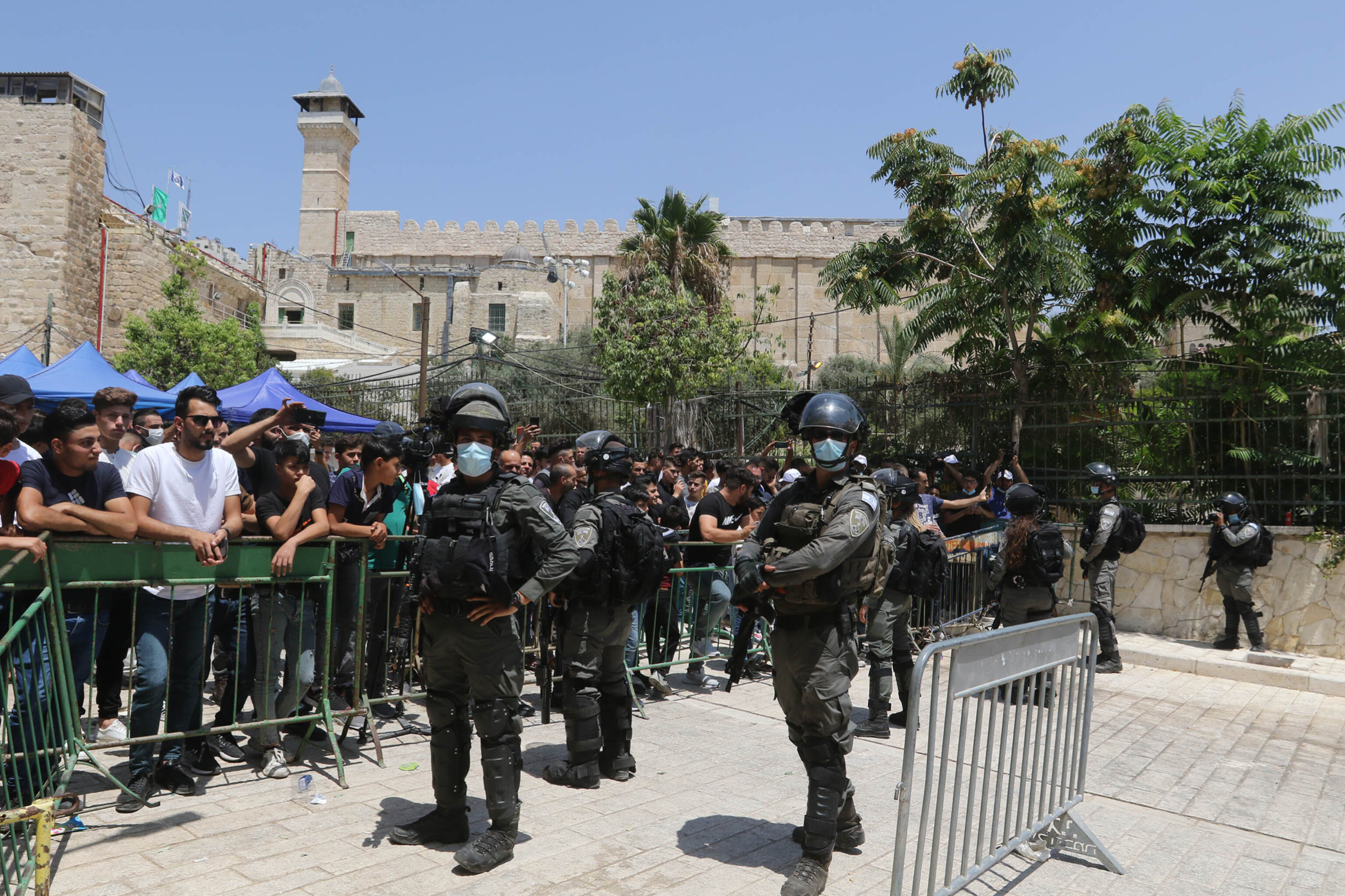 Israël empêche l'appel à la prière du vendredi à la mosquée Ibrahimi à Hébron