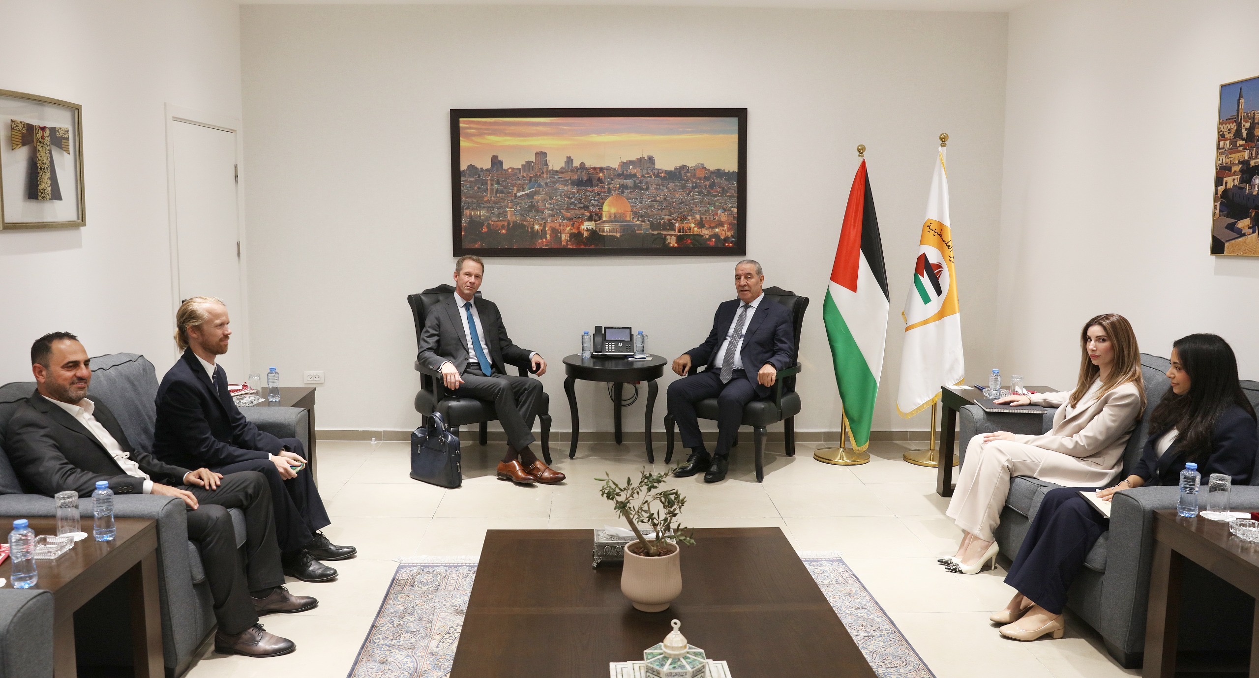 Hussein al-Sheikh à l’UE : les élections, une nécessité pour préserver l’unité palestinienne