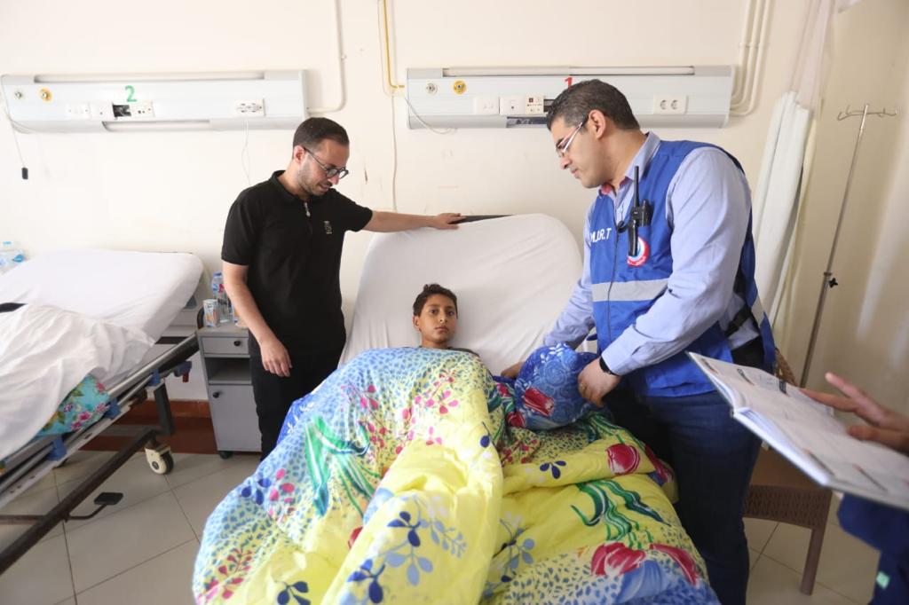 21 blessés de la bande de Gaza arrivent  en Égypte pour être traités