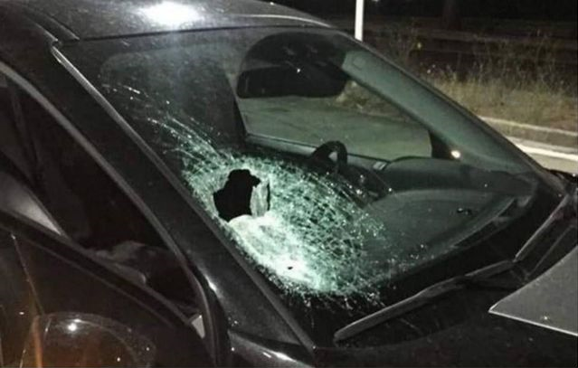 Une fille agressée par des colons à Ramallah 