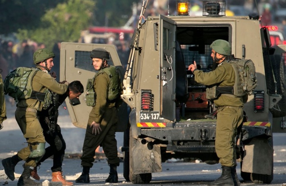 15 arrestations et des fermetures en Cisjordanie  