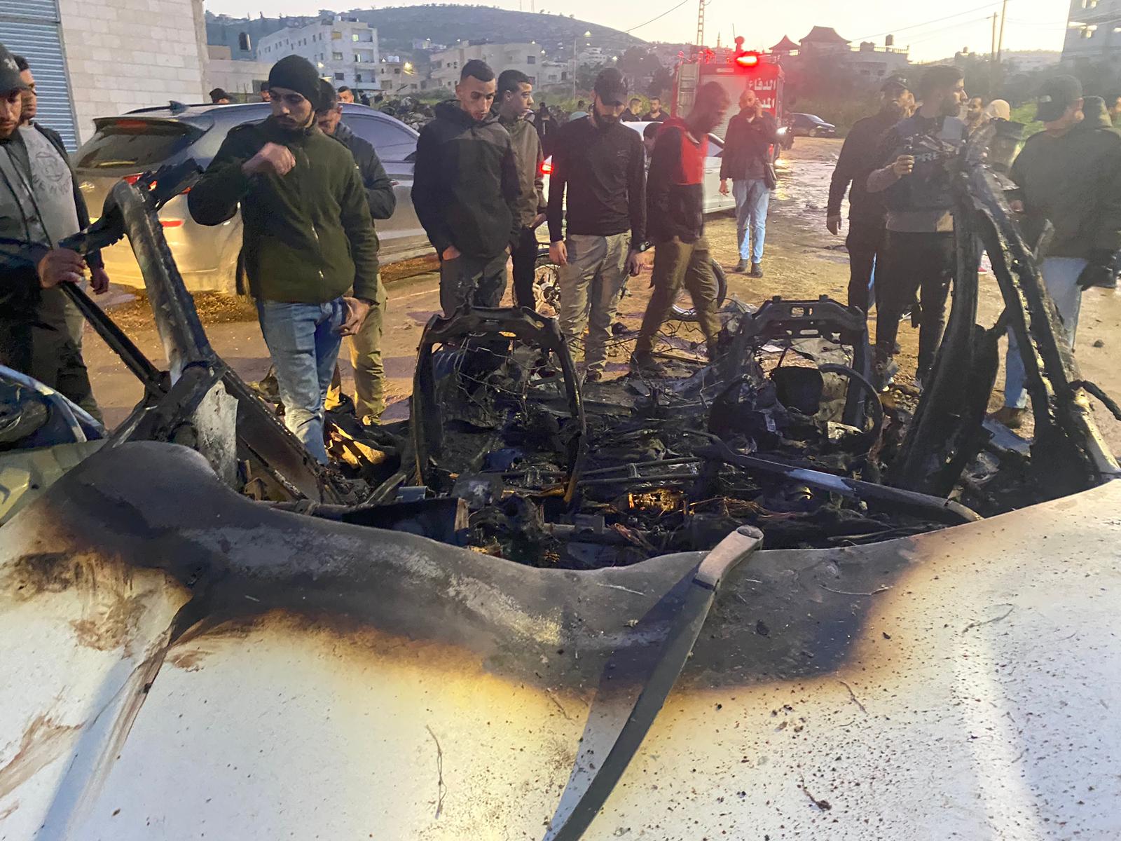 3 martyrs dans le bombardement de drones israéliens d’un véhicule à Jénine