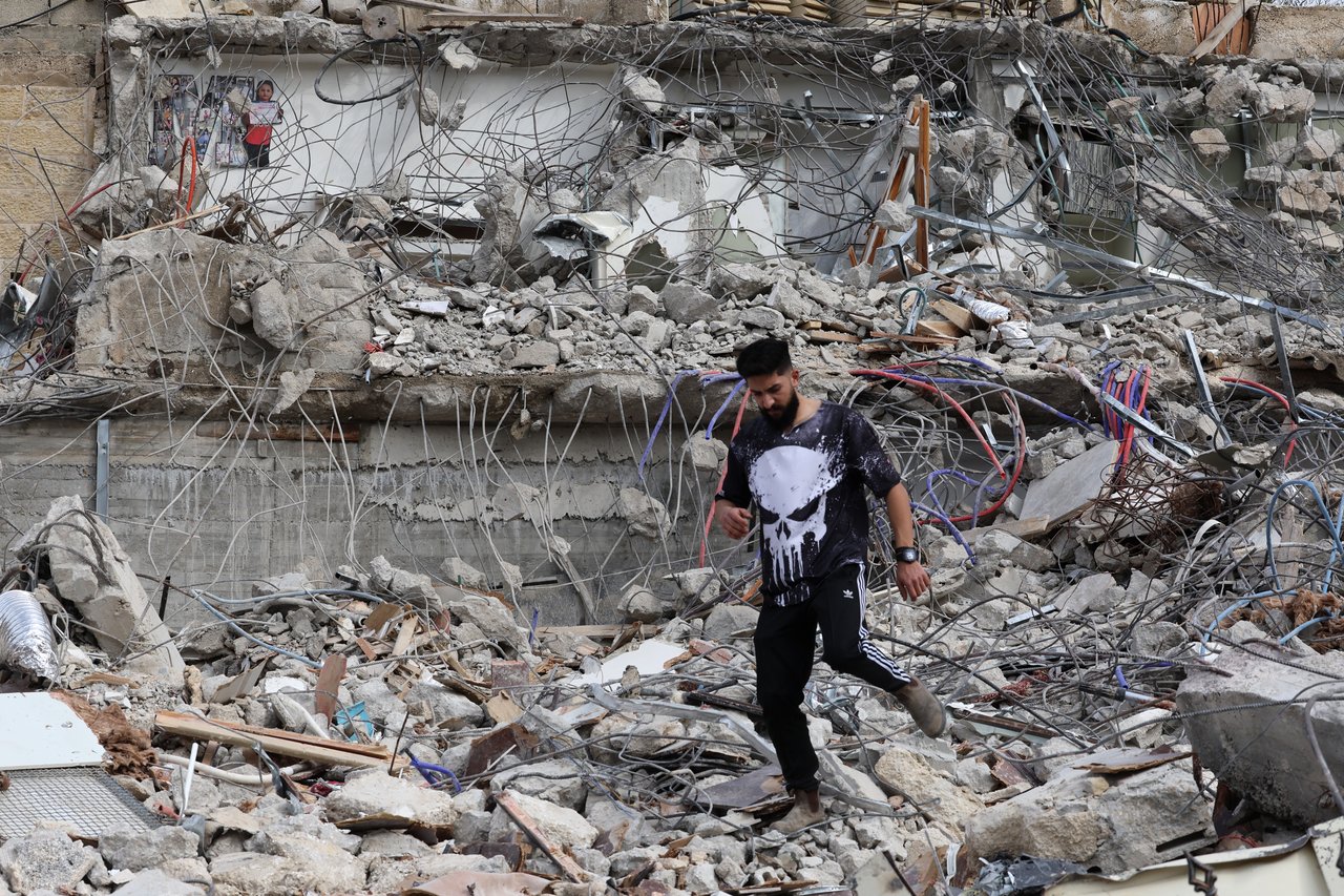 Human Rights Watch : la fermeture des maisons palestiniennes est un crime de guerre 