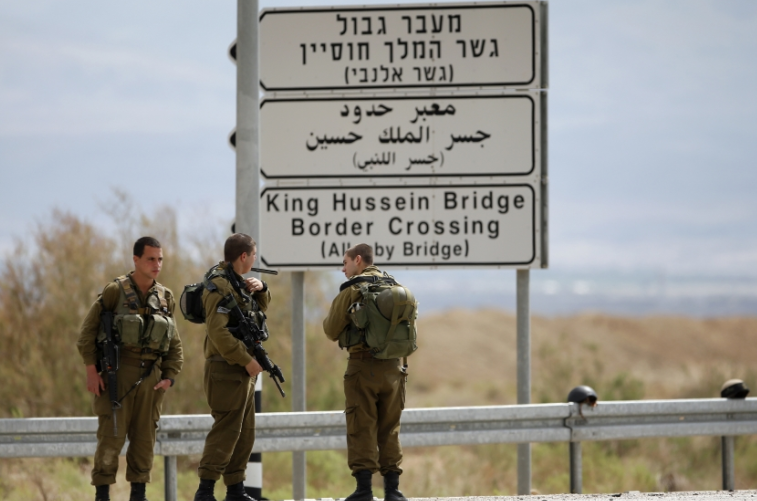 16 organisations en Israël appellent Borrell à intervenir contre les nouvelles restrictions sévères imposées par Israël à l'entrée et au séjour des étrangers en Cisjordanie