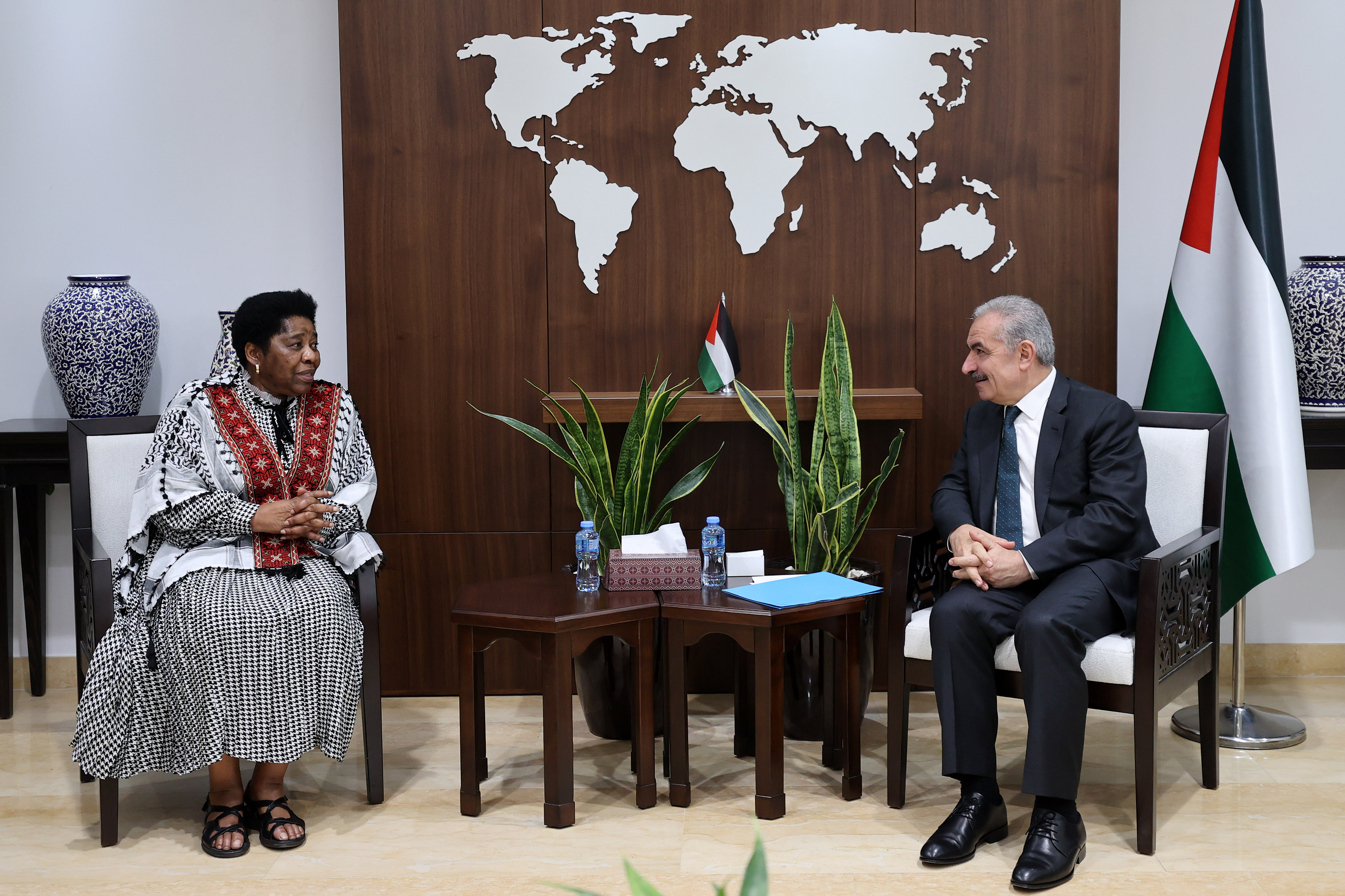 Le premier ministre :« La Palestine et l'Afrique du Sud sont partenaires dans la liberté, le droit international et la protection de la solution à deux États »