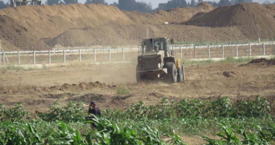 Les bulldozers de l’occupation pénètrent dans les terres des palestiniens dans la bande de Gaza  