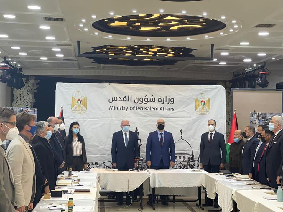 Al-Hidmi et Al-Maliki informent les consuls et les ambassadeurs de la situation dans la ville de Jérusalem
