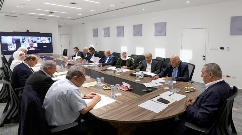 Le Comité central du Fatah examine l'actualité politique et les préparatifs des prochaines élections