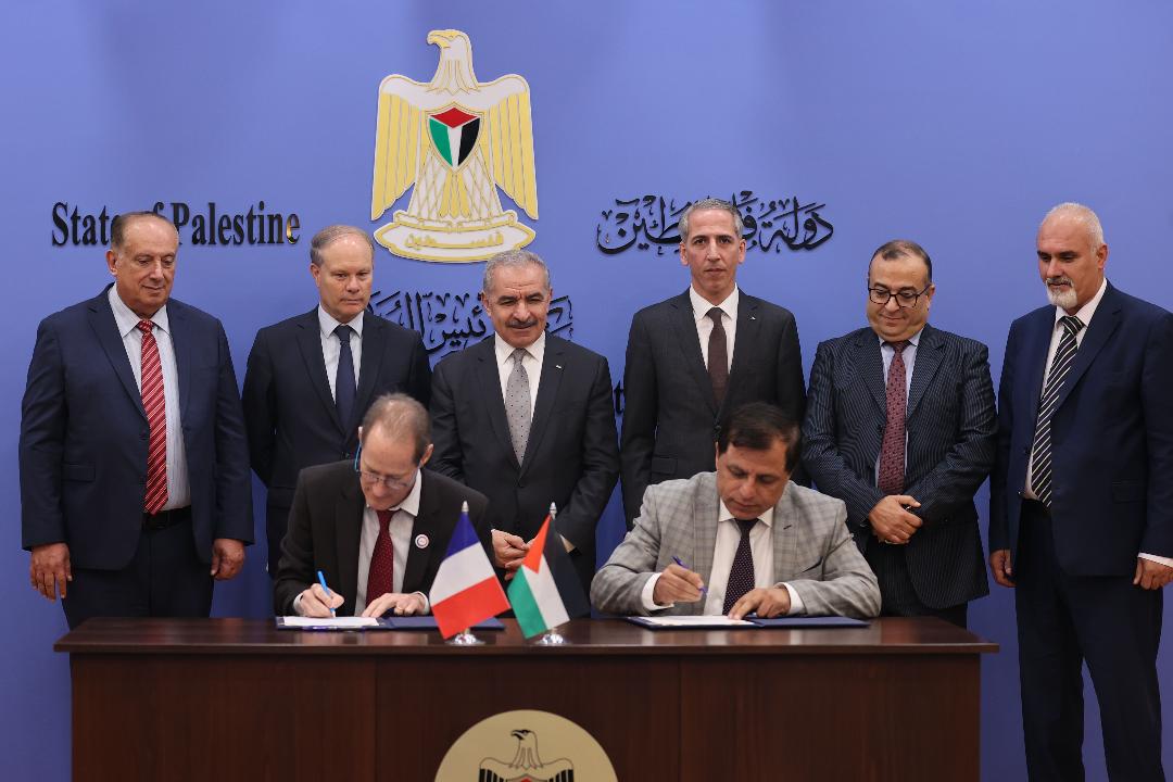 La Palestine et la France signent un accord pour construire le premier collège dans l’Université de Naplouse pour l’enseignement professionnel et technique 