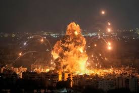 Des dizaines de morts et de blessés dans un bombardement de l’aviation israélienne contre le Liban