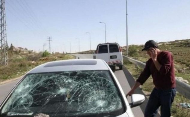 Les colons attaquent les véhicules des Palestiniens sur la route Jénine- Naplouse