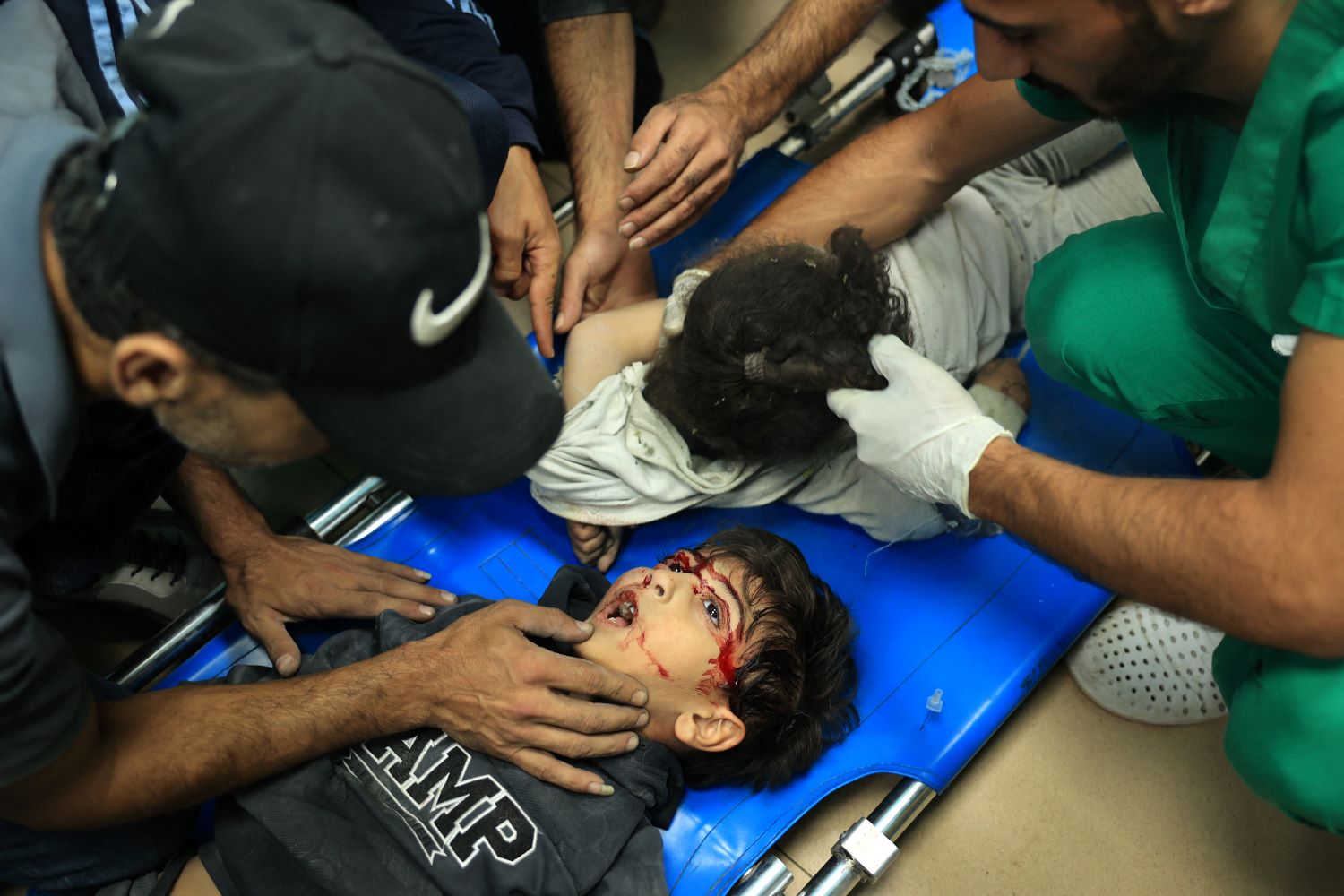 Gaza : 10 corps de martyrs retrouvés à Khan Yunis 