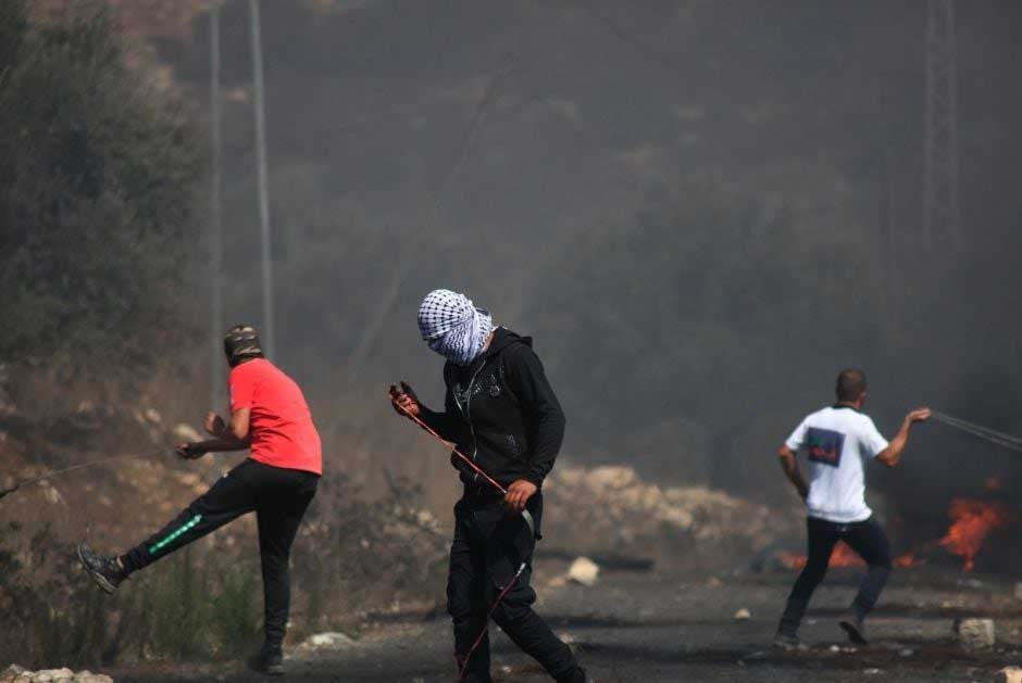 Les forces d’occupation israéliennes blessent un Palestinien lors d’affrontements près d’Hébron