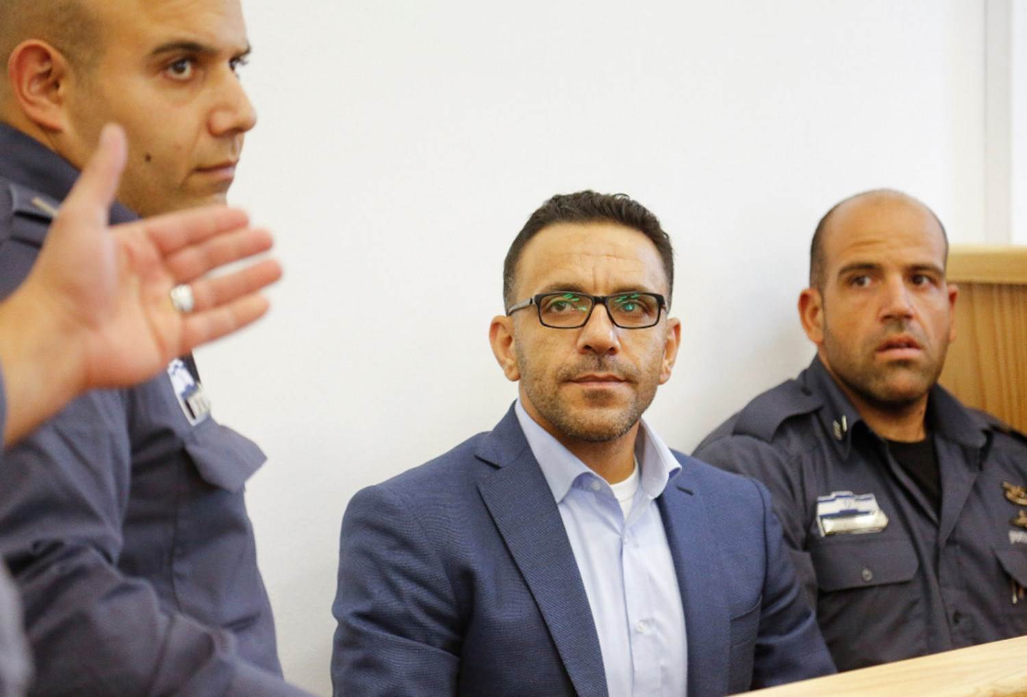 Des unités spéciales israéliennes agressent le gouverneur de Jérusalem et sa famille  