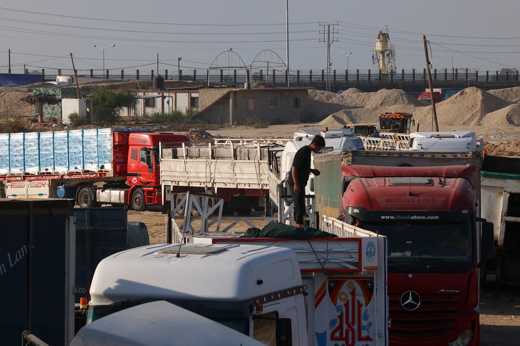 Croissant Rouge : L'occupation empêche l'entrée de l'aide par le passage de Rafah