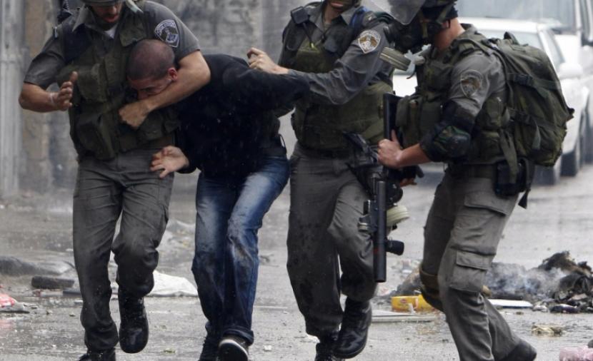 L’armée israélienne d’occupation effectue une campagne d’arrestations en Cisjordanie et à Jérusalem occupée