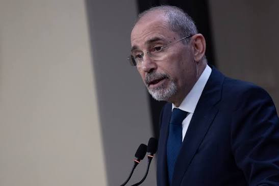  Le vice-Premier ministre et ministre jordanien des Affaires étrangères Ayman Safadi