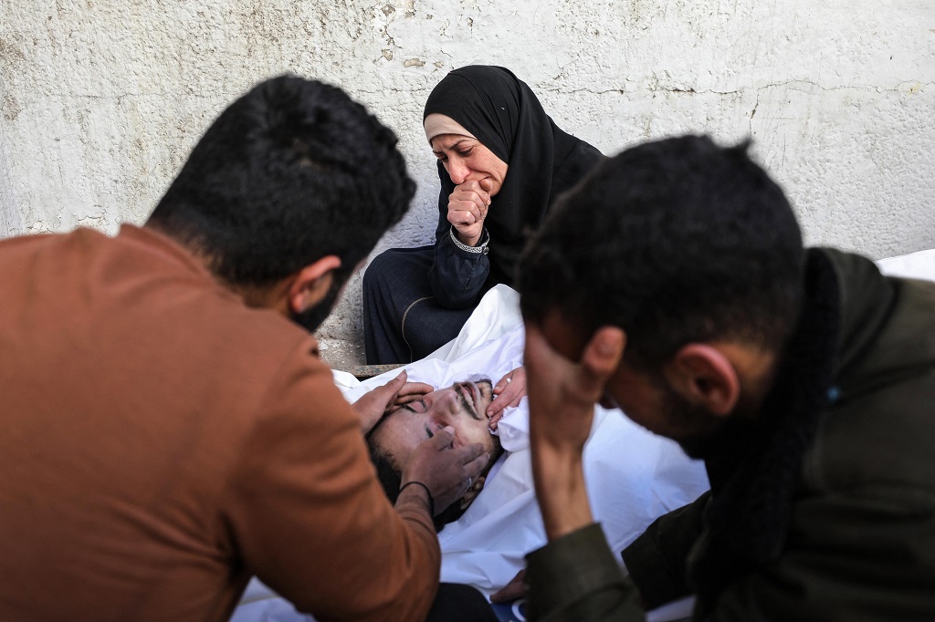 Martyrs et blessés dans les bombardements israéliens en cours sur la bande de Gaza