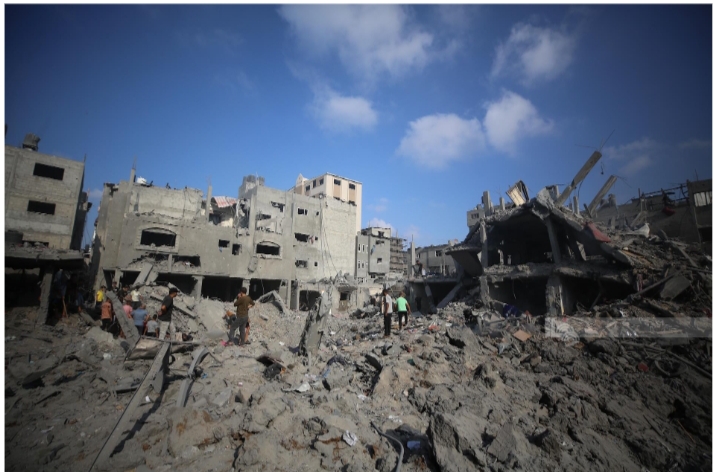 Martyrs et blessés dans un bombardement israélien contre une place résidentielle à Jabalia et dans plusieurs zones de la bande de Gaza