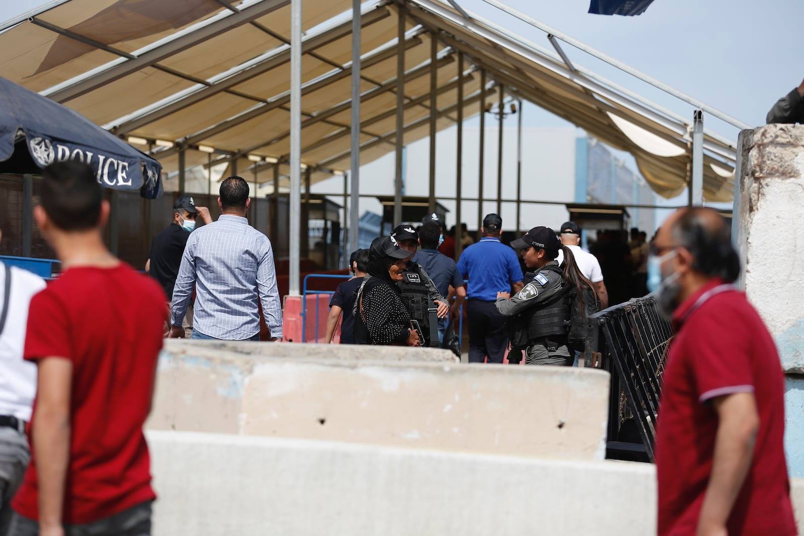 En dernier vendredi du Ramadan, Israël renforce ses mesures militaires à Jérusalem