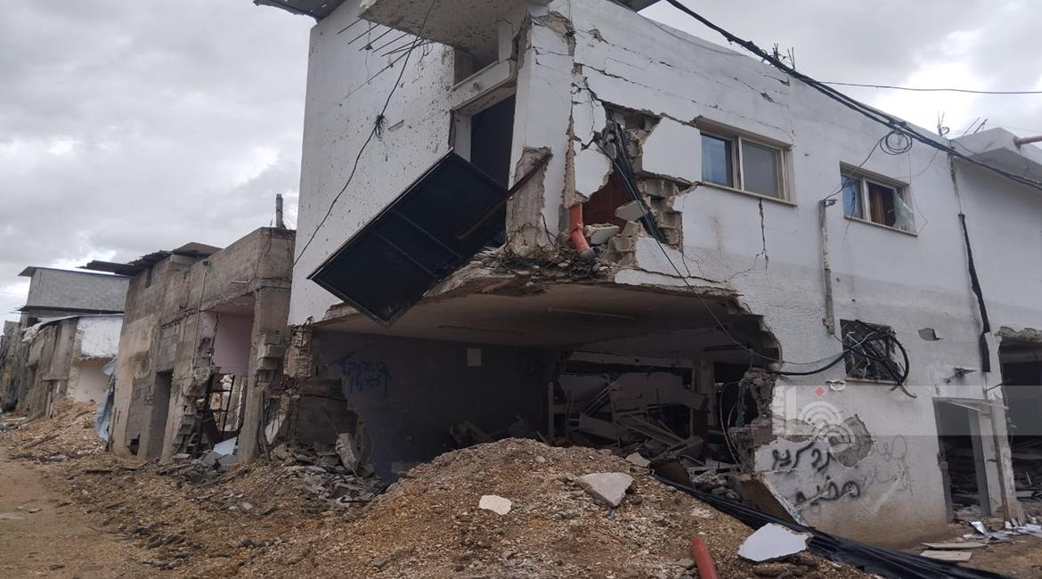 L' armée israélienne continue de démolir des maisons dans le camp de Nour Shams, à l'est de Tulkarem