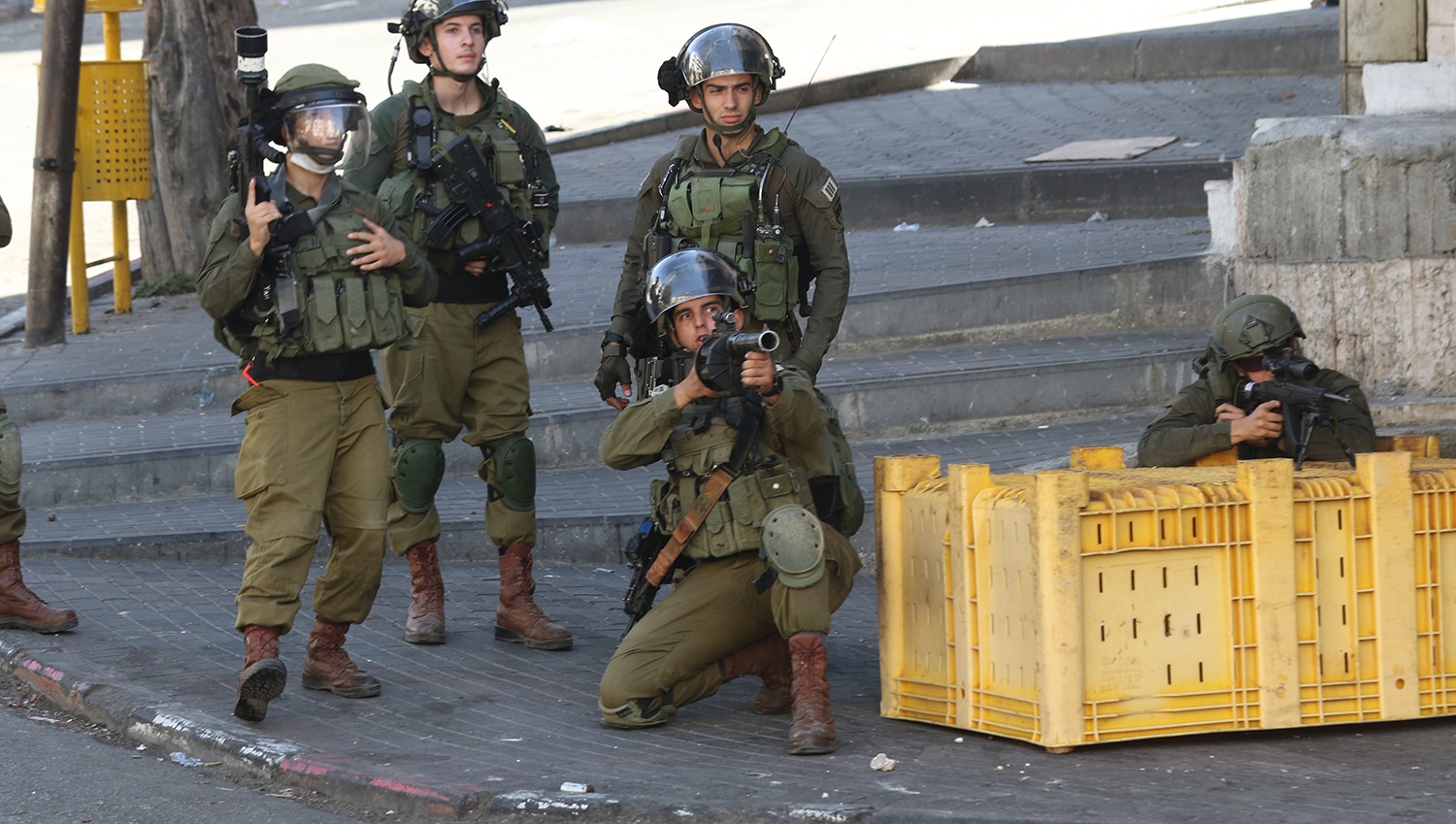 L’armée israélienne cause plusieurs cas d’asphyxie près d’Hébron  