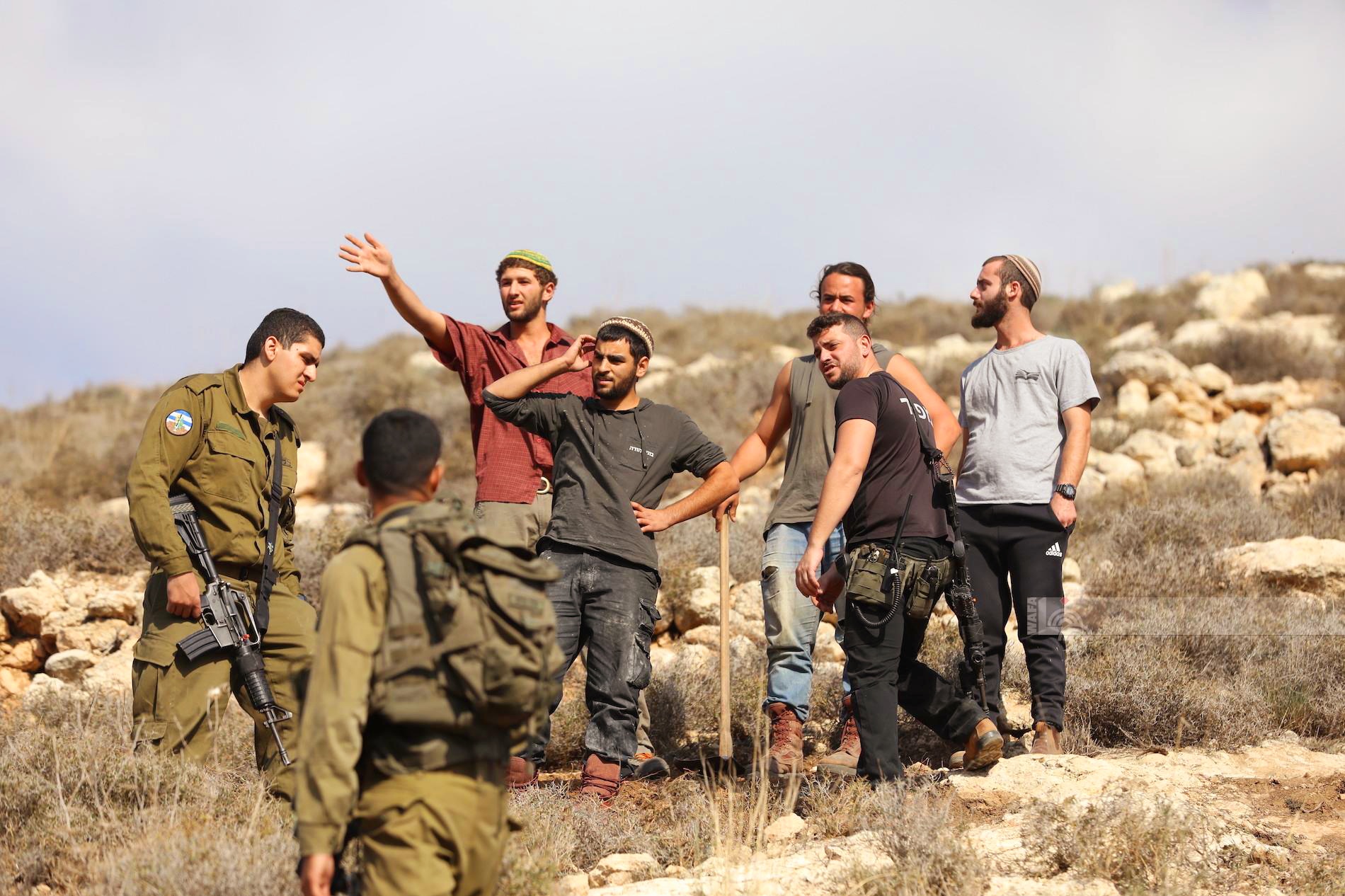 Des colons israéliens attaquent des agriculteurs palestiniens à Naplouse