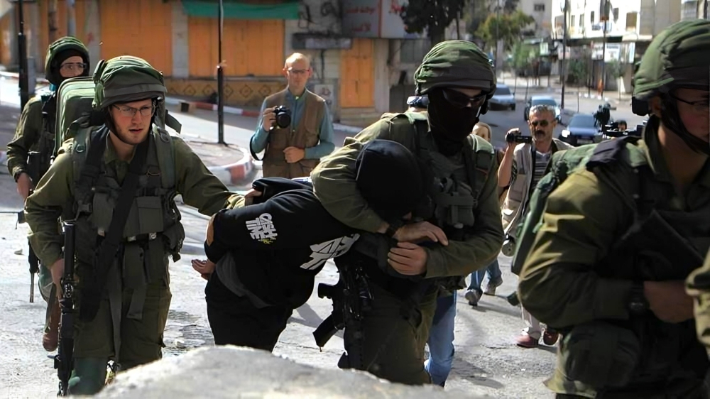 Le total d'arrestations depuis le 7 octobre s'élève à 9 520 après qu'Israël arrête 10 Palestiniens en Cisjordanie