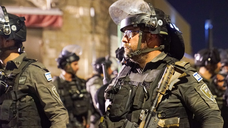 Un jeune blessé par balles de l’occupation près de Naplouse 