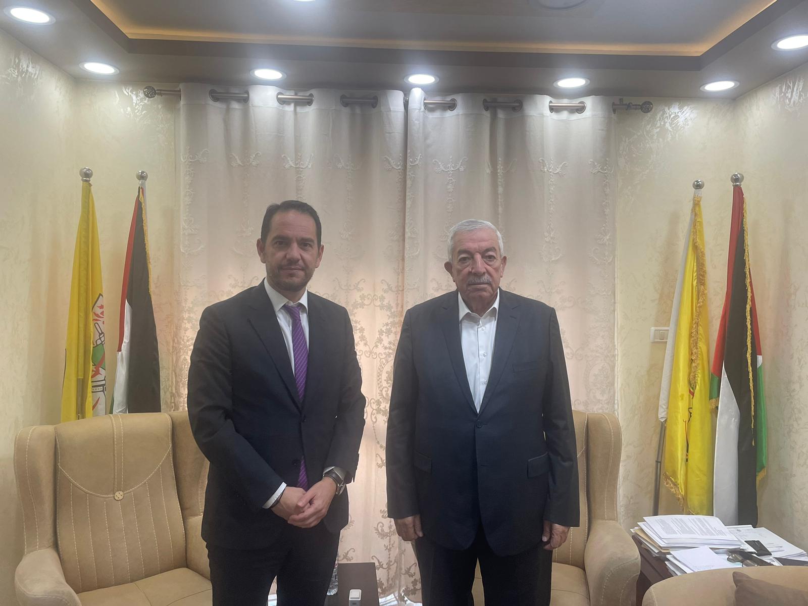 Al-Aloul appelle la France à intensifier ses efforts pour mettre fin à l'agression israélienne et établir l'État palestinien