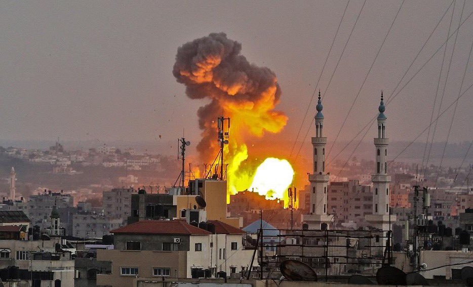 L'aviation israélienne frappe des sites dans la bande de Gaza
