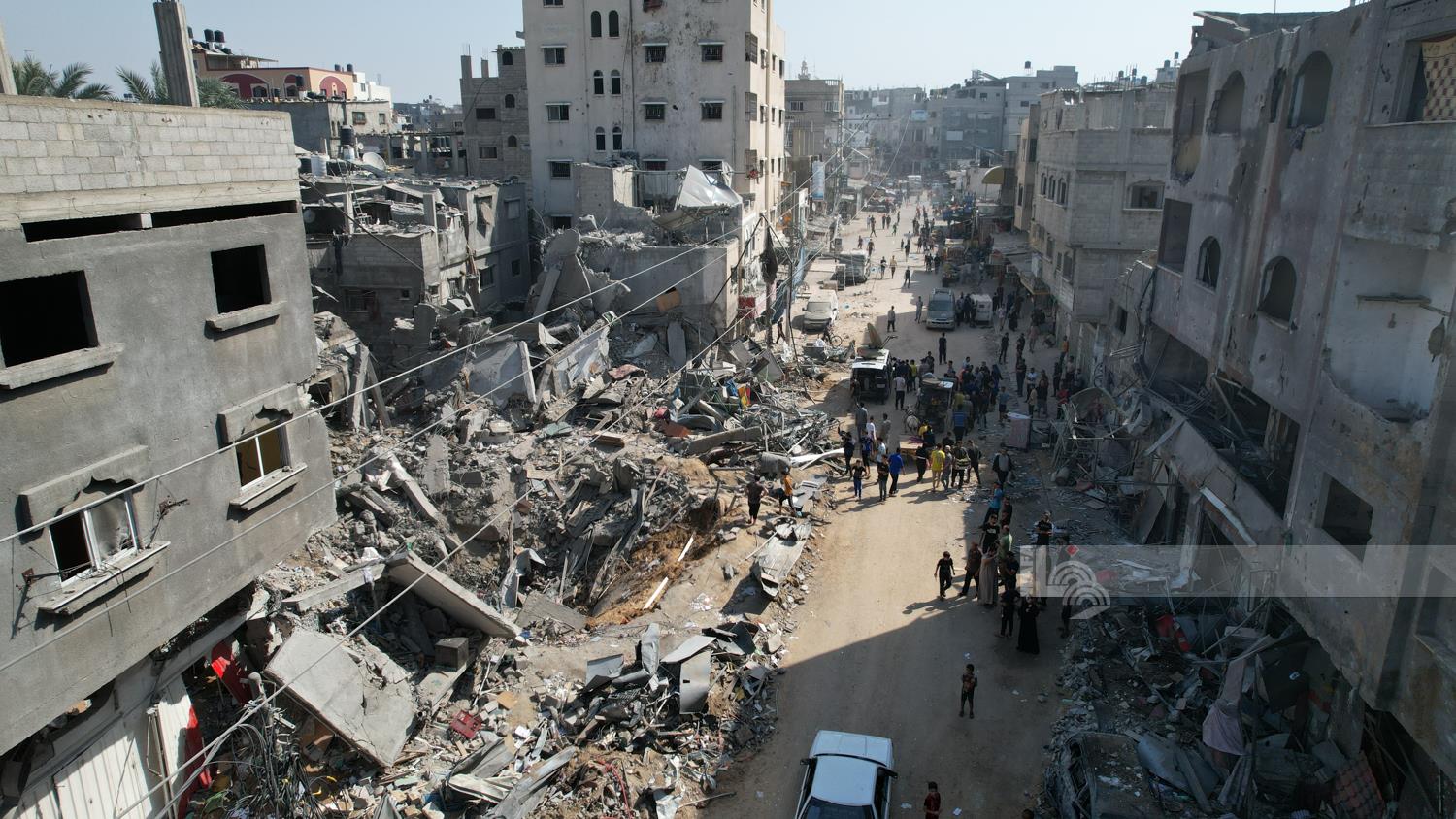  Quatre martyrs dans une frappe israélienne ciblant une tente des déplacés à Khan Yunis  
